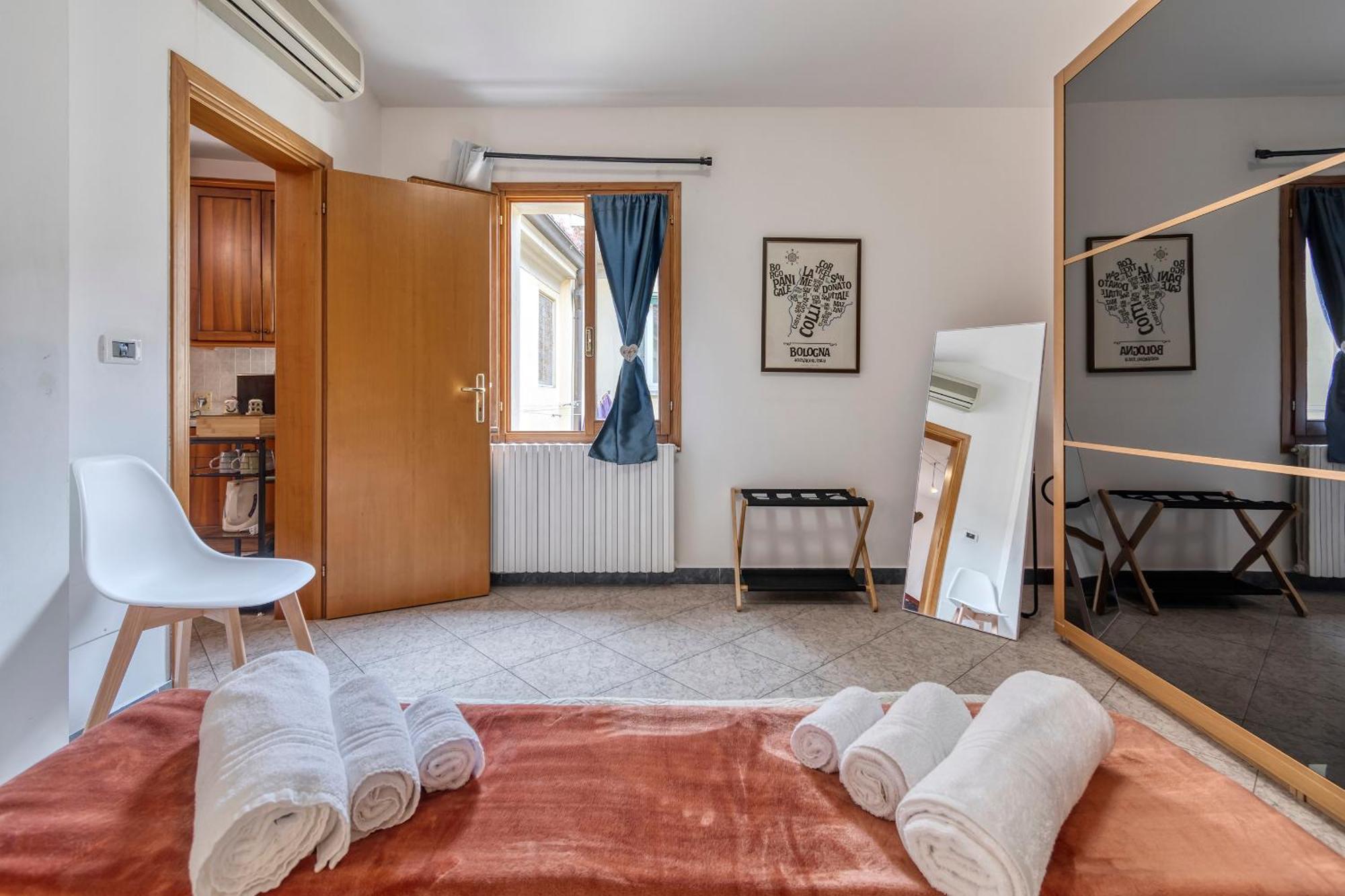 Cozy Apartment In The Heart Of Bologna Bolonha Exterior foto